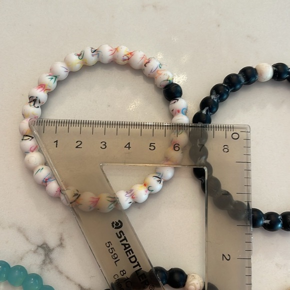 8 Lokai Bracelets and 1 “extra” - Picture 8 of 8